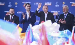 Murat Kurum seçim öncesi Arnavutköy mitinginde konuştu: ''Bu heyecan 'Yeniden İstanbul' diyor''