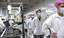 Apple, Hindistan'da iPhone üretimine odaklanarak Çin dışında üretimini artırıyor