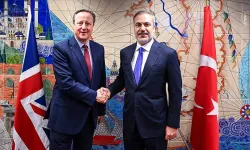 Dışişleri Bakanı Hakan Fidan Brüksel'de İngiliz mevkidaşı Cameron ile bir araya geldi