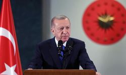 Cumhurbaşkanı Erdoğan Gayrettepe'deki yangınla ilgili Bakan Ali Yerlikaya'dan bilgi aldı