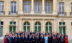 Ticaret Bakanı Ömer Bolat ve Hazine ve Maliye Bakanı Mehmet Şimşek Fransa'da OECD Bakanlar Toplantısı'na katıldı