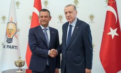 8 yıl aradan sonra bir ilk! CHP Genel Başkanı Özgür Özel ve Cumhurbaşkanı Recep Tayyip Erdoğan bir araya geldi