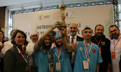 Genç şef adayları, MEB Gastronomi Festivali ve Yemek Yarışması'nda becerilerini sergiledi