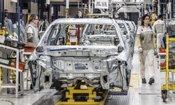 Nisan ayında en çok ihracat gerçekleştiren sektör otomotiv endüstrisi oldu