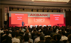 Akbank, Türkiye'nin gelişim yolculuğuna eşlik ediyor