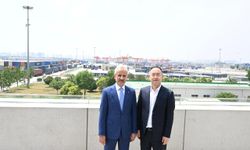 Bakan Uraloğlu: Yük trenleri Kazakistan'ı geçti