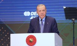 Cumhurbaşkanı Erdoğan: “Türk iş dünyası zorlu süreçleri başarıyla yönetiyor”