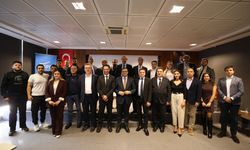 GAİB kur riski yönetimi ve korunma paneli düzenledi