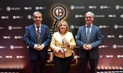 Fuarcılıkta 2025’in en başarılıları ödüllendirildi: İpekyol, So Fuar ve Fuar Dizayn HİB ödüllerinin sahibi oldu