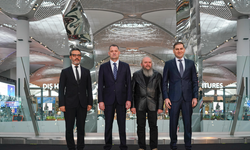 İga havalimanı dev sanat eseriyle buluştu