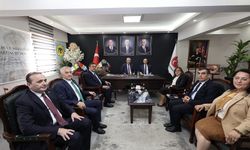 Bakan Ömer Bolat’tan Gaziantep’te MHP İl Başkanlığına ziyaret