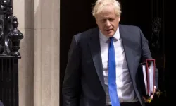 İNGİLTERE BAŞBAKANI BORİS JOHNSON İSTİFA ETTİ