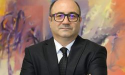 Arel Üniversitesi rektörü Prof.Dr. Ercan Gegez üniversite tercih fuarında Fuar Dergisi mikrofonlarına konuştu