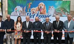 HAYVANSEVERLER PET İZMİR FUARINDA BULUŞTU