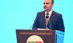 Bakan Kacır, "Türkiye-Türkmenistan İş Forumu"nda konuştu