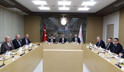 Bakan Kacır, Ankara’da OSB Başkanlarıyla Buluştu