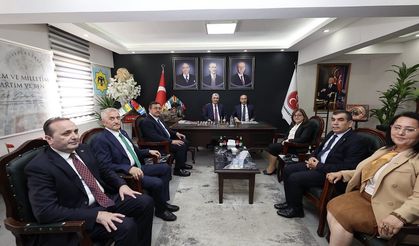 Bakan Ömer Bolat’tan Gaziantep’te MHP İl Başkanlığına ziyaret