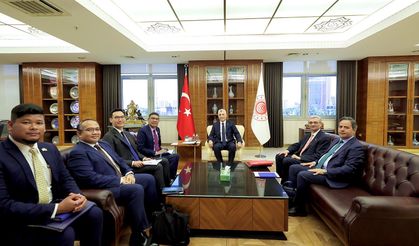 Bakan Bolat, Malezya Büyükelçisi Shaffieq ile Görüştü
