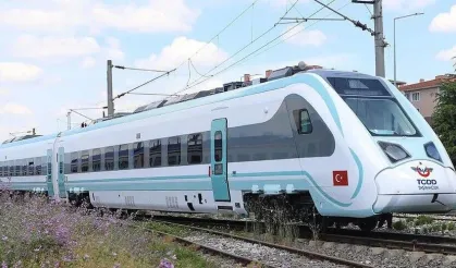Milli Elektrikli Tren Uzunköprü-Halkalı Hattında Seferlere Başlıyor