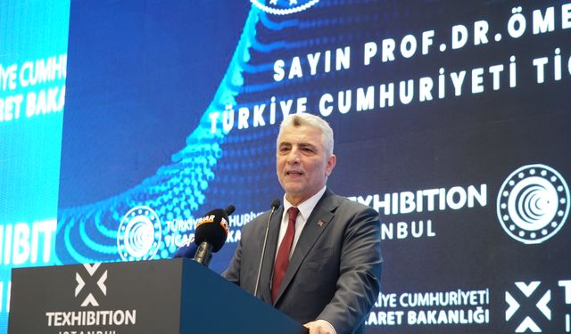 Ticaret Bakanı Ömer Bolat, ''Türkiye sadece üretici değil, artık bir moda merkezi haline geldi''