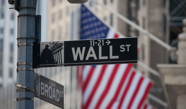 Wall Street hisseleri haftaya düşüşle başladı