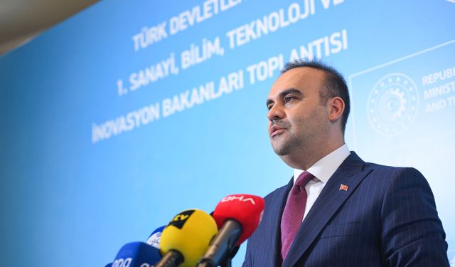 Bakan Kacır: "Türkiye olarak önemli bilgi birikimine sahibiz"