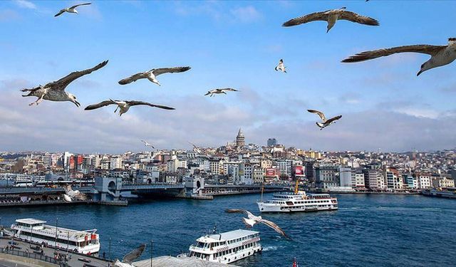 İstanbul'da hava aniden soğuyacak: Hafta sonu sıcaklık 25, haftaya 5 derecek olacak