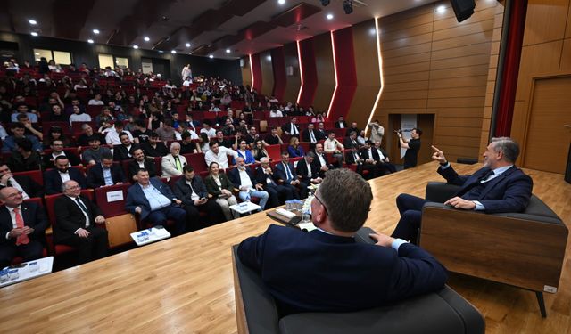 BTSO Başkanı İbrahim Burkay Mudanya Üniversitesi’nde Gençlerle Buluştu