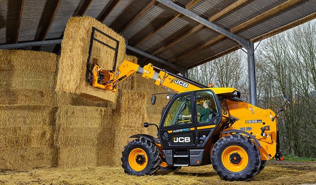 SİF İş Makinaları, Konya Tarım Fuarı’nda JCB’nin en yeni teknolojilerini sergiledi