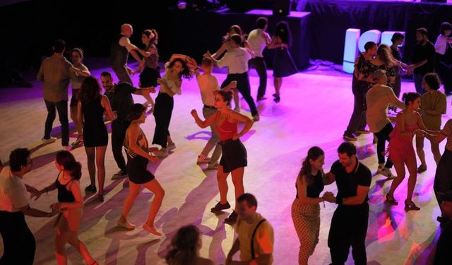 Yazın ve eğlencenin ritmi zorlu PSM’de atıyor