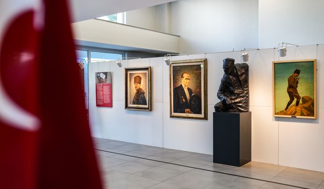 İş Sanat, Büyük Zafer’in 103. Yılında Kocatepe’de Sanatseverlerle Buluştu