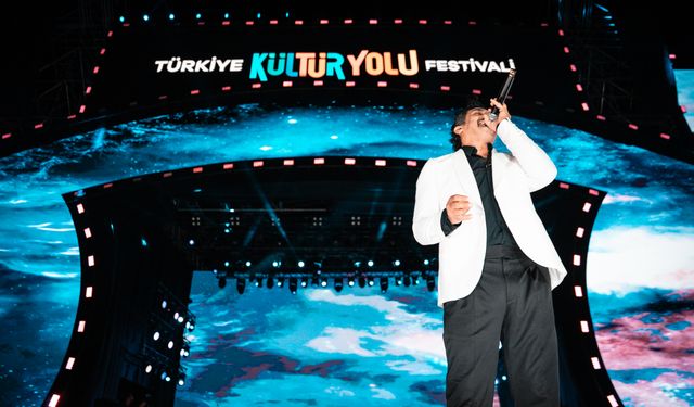 Nevşehir Kültür Yolu Festivali Bayhan’ın unutulmaz konseri ile sona erdi