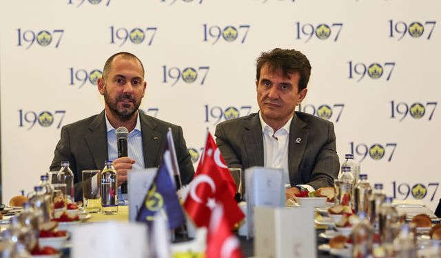1907 Fenerbahçe Derneği'nden Türk voleyboluna tarihi adım