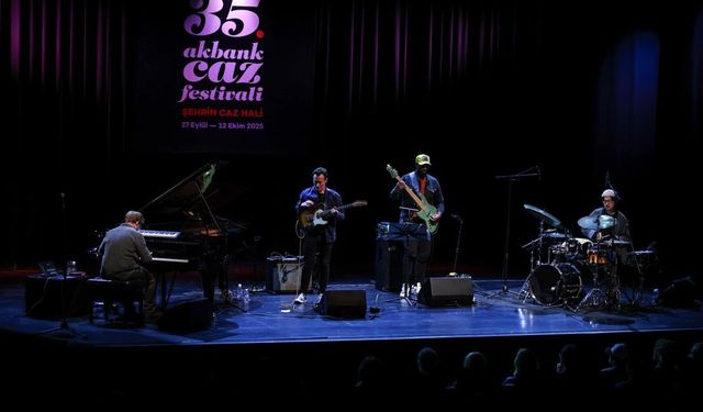 35. Akbank Caz Festivali, 15 bin müzikseveri ağırladı