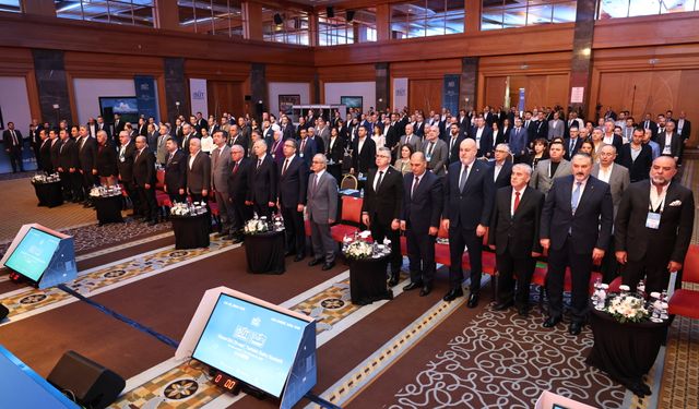 Süt Endüstrisi ulusal süt zirvesi’nde yoğun ilgiyle buluştu