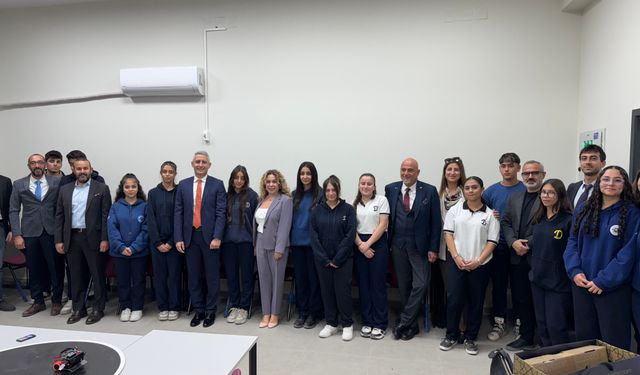 Deprem Bölgesine Teknoloji Desteğiyle Yeni Nesil Eğitim Sınıfı
