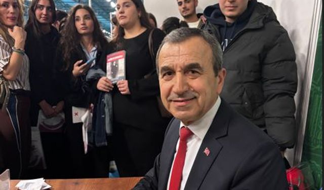 İnkılâp Kitabevi, İstanbul Kitap Fuarı’nda, seçkin yazarları okurlarla bir araya getirdi