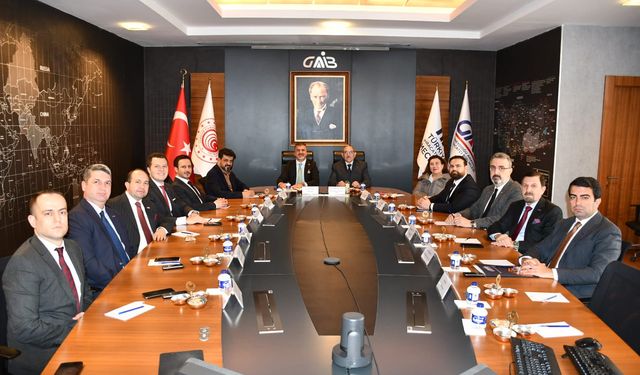 Paraguay Büyükelçisi Güneydoğulu Hububat ihracatçılarıyla buluştu