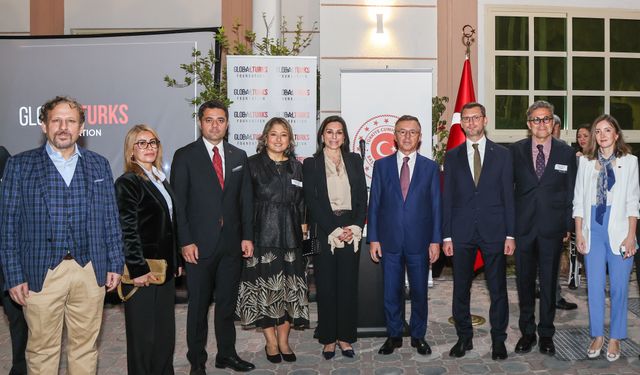 Global Turks Vakfı Orta Doğu Tanıtımını Dubai’de Gerçekleştirdi