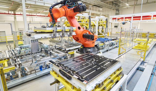 Škoda’dan Avrupa’ya  205 Milyon Euro’luk Batarya Hamlesi