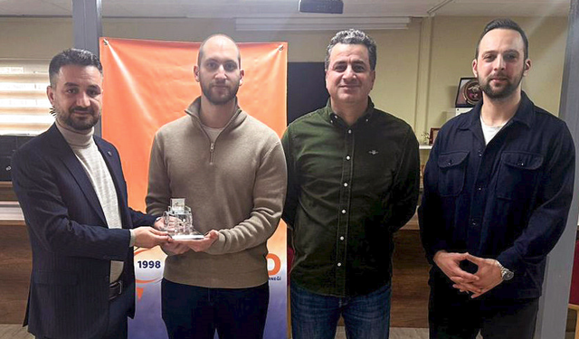 Gazella Turizm’in TOFD’ye desteği plaketle onurlandırıldı