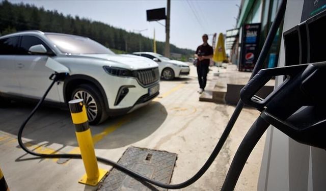 Türkiye’de yüksek hızlı şarj istasyonu sayısı 16 bin 650’ye ulaştı