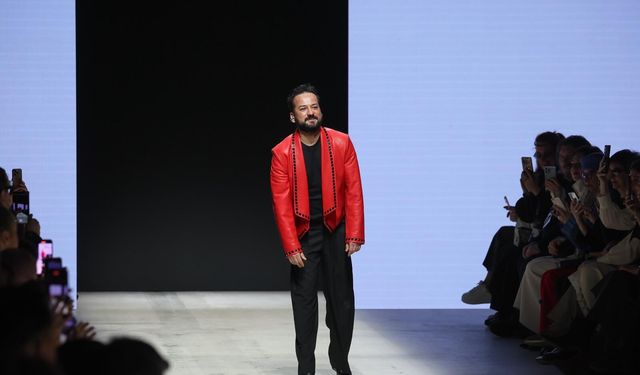 Emre Erdemoğlu Fall/Winter 2026 sezonunda Moskova'da şov yaptı
