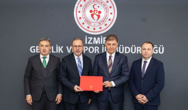 Karşıyaka Stadı için imzalar atıldı