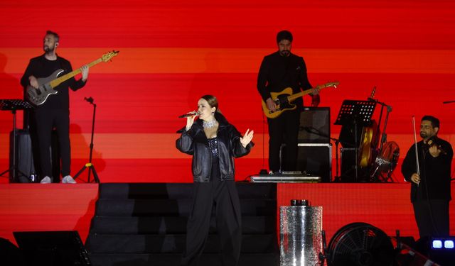 Bengü Eskişehir Kültür Yolu Festivali’nde Coşkulu Bir Gece Yaşattı