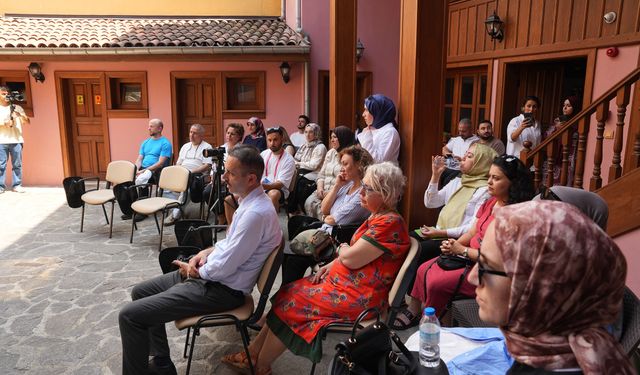 Bursa Kültür Yolu Festivali Beşinci Gününde Söyleşi, Sergi ve Çocuk Etkinlikleriyle İlgi Odağı Oldu