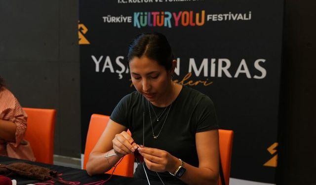 Türkiye Kültür Yolu Festivali Van’da İlk Gününde Kültürel Mirası Yaşatan Etkinliklerle Başladı