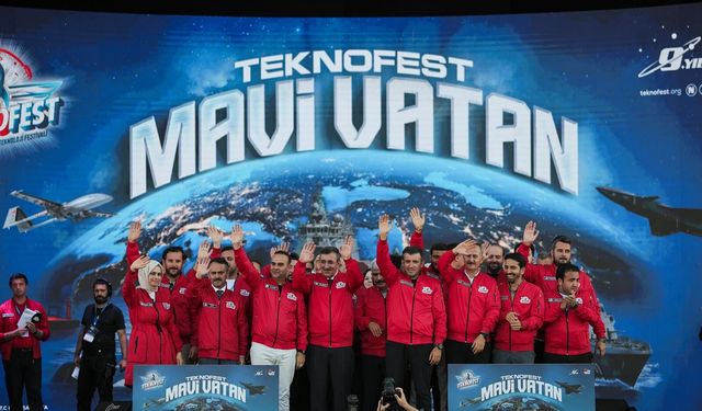 343 bin kişi TEKNOFEST Mavi Vatan’da Festival Coşkusuna Ortak Oldu