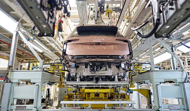 Škoda’nın Elektrikli Amiral Gemisi SUV’u Peaq’in Seri Üretimi Başladı