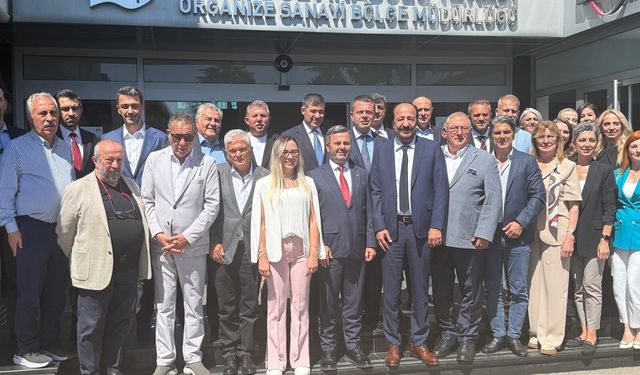 İSO Yönetim Kurulu Üyesi Murat Çökmez’den Adnan Dalgakıran’a destek